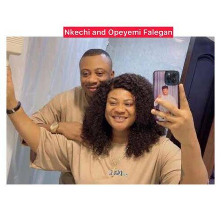 
Drama Looms As Nkechi Blessing Throws Shades Ex-Lover, Opeyemi Falegan During Live Video 