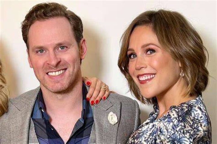 Is Ben Rosenbaum married to Erin Krakow?